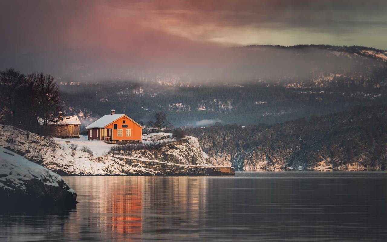 Winterize Your Home: A Checklist to Keep Your Lake Home Maintained in the Winter